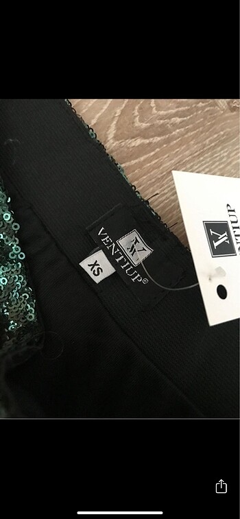 xs Beden Yeşil pullu etek