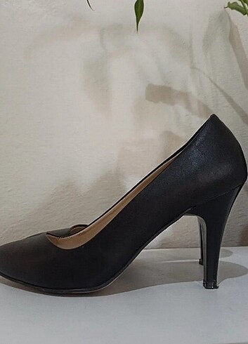 Stradivarius Stiletto 