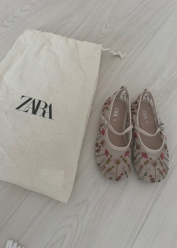 Nakışlı Beyaz Kız Babet Dantel Detaylı - Görsel 6