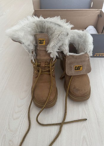 Bej Süet Tüylü çocuk Botu - Görsel 4