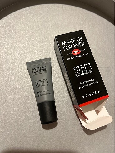 Make up forever base primer