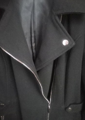 Siyah Fermuarlı Uzun Kaban - Görsel 6