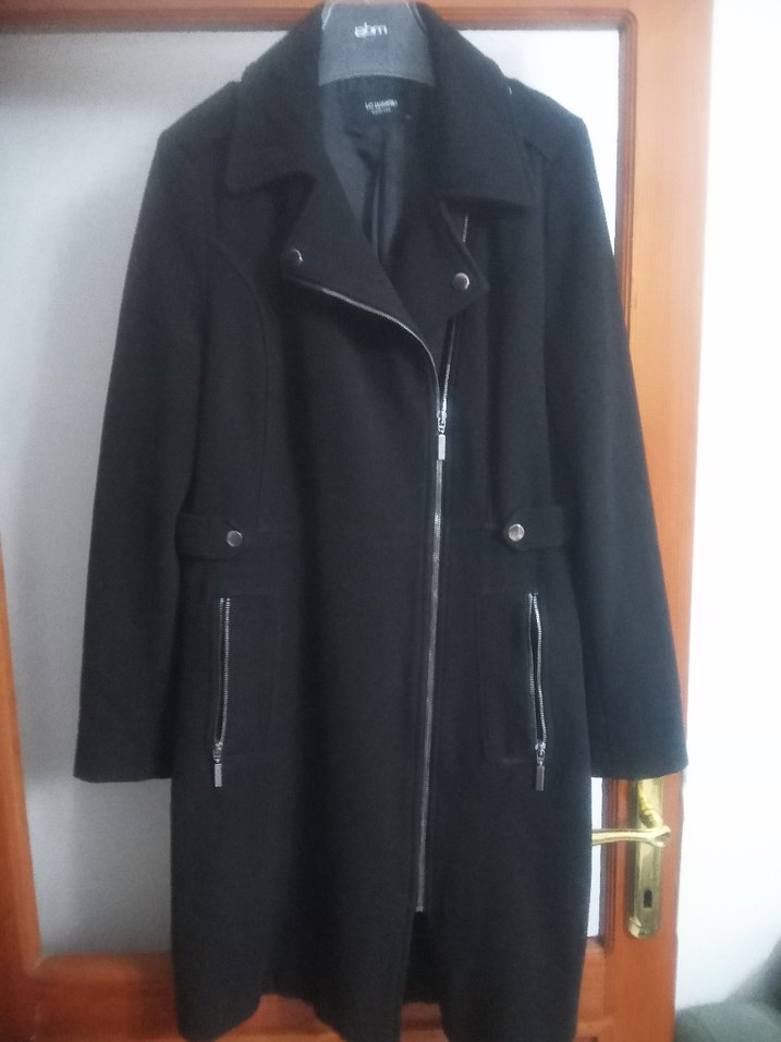 Siyah Fermuarlı Uzun Kaban - Görsel 2