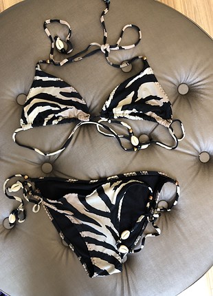H&M marka bikini Deniz kabuğu detaylı