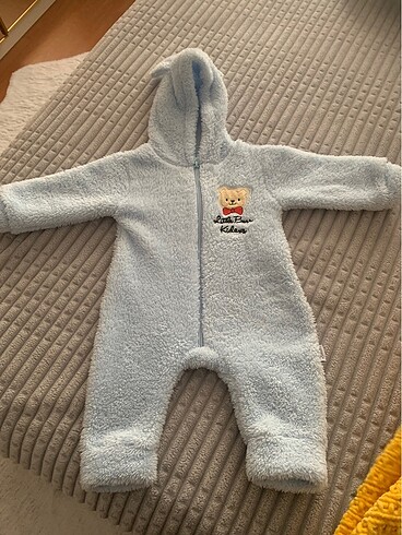Peluş fermuarlı kapşonlu kulaklı bebek tulum