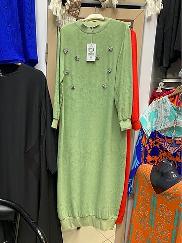 Tesettür taşlı elbise - Görsel 4