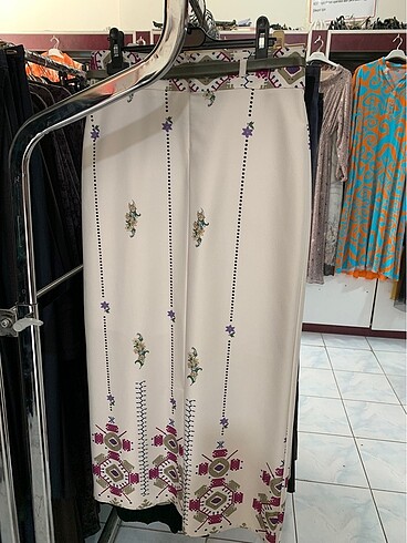 Tesettür kumaş etek - Görsel 2