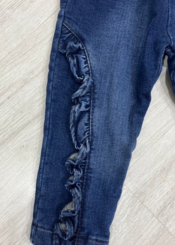 Kız Çocuk Renkli Bağlama Desenli Fırfırlı Kot Pantolon - Görsel 3