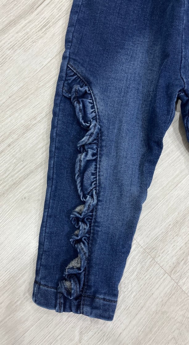 Kız Çocuk Renkli Bağlama Desenli Fırfırlı Kot Pantolon - Görsel 3