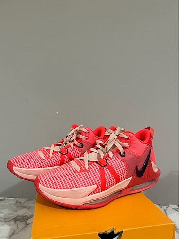 Nike Lebron witness VII (7) basketbol ayakkabısı