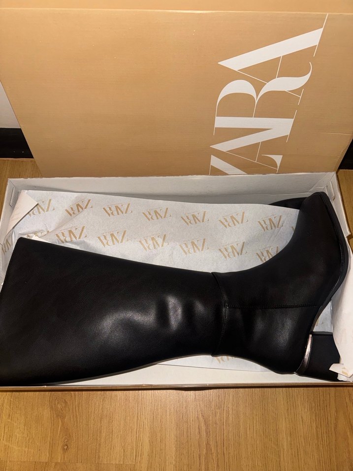 Siyah Deri Kadın Çizme - Görsel 3