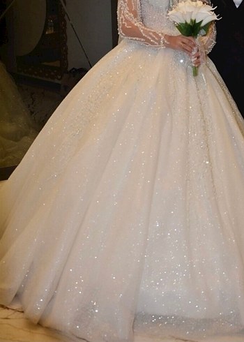 38 Beden Boncuk İşlemeli Uzun Kollu Prenses Gelinlik