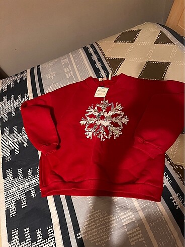 Kırmızı sweatshirt