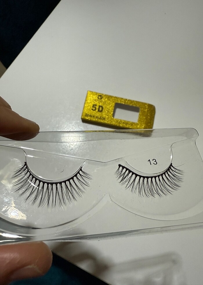 Takma kirpik - Görsel 2