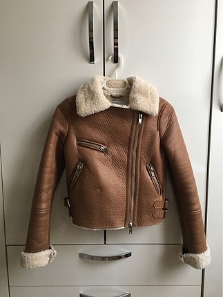 Bershka içi kürklü mont