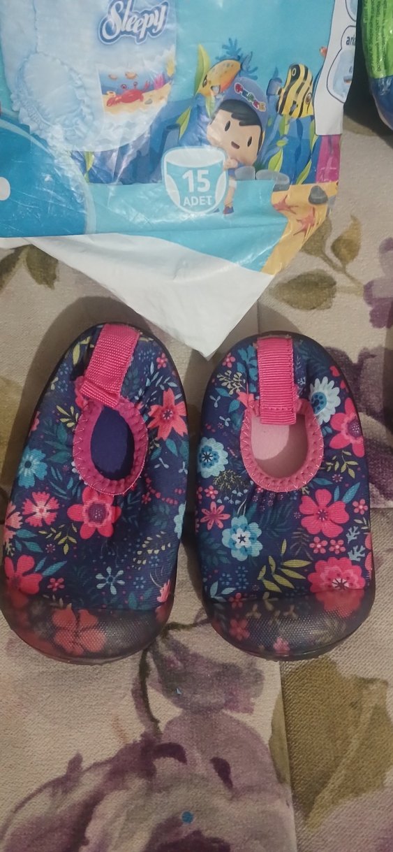 Bebek Yazlık Seti | Mayo Bez + 2 Çift Deniz Ayakkabısı - Görsel 2