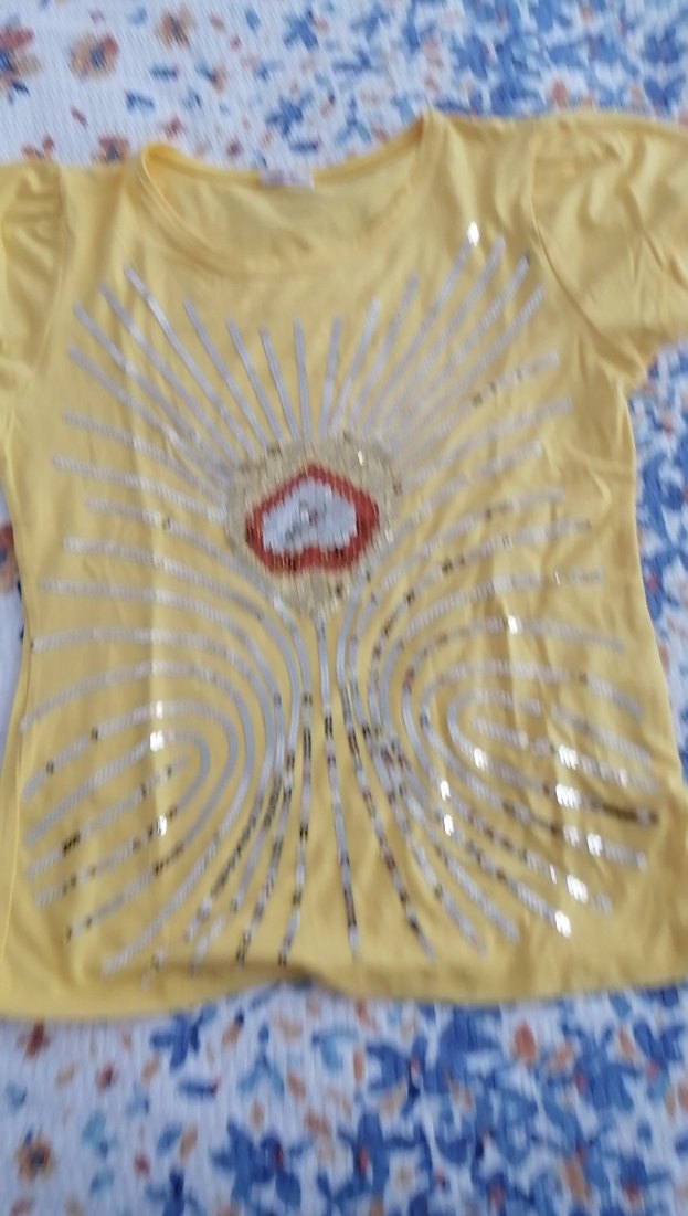 Sarı Payetli Nakışlı Kız Bluzu - Görsel 3