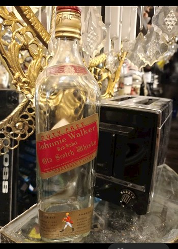 Altın Renkli Johnnie Walker Eski Viski Şişesi