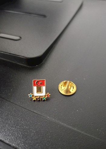 Altın Renkli Türk Bayraklı Rozet - Görsel 8