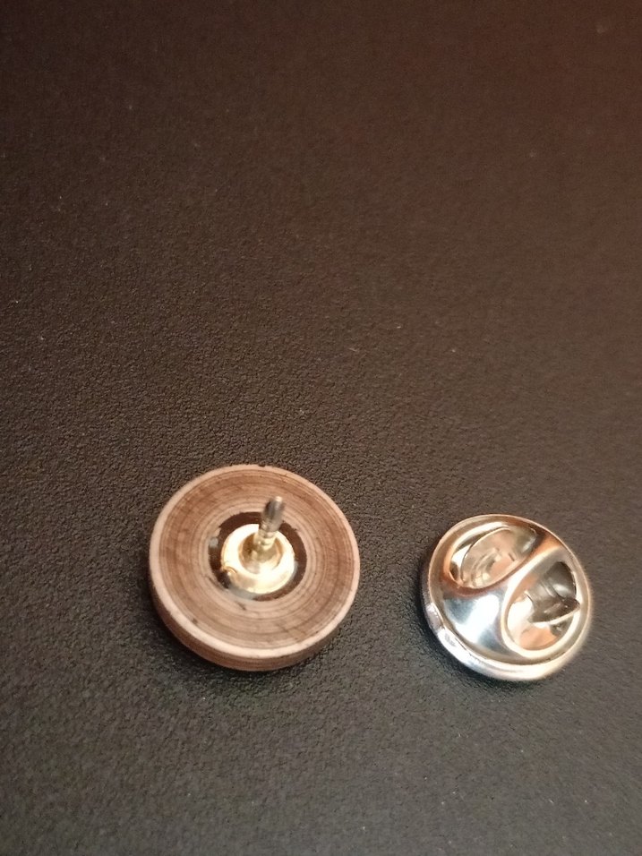 Kolleksiyonluk İnterview Rozeti (ÇOK NADİR) - Görsel 4