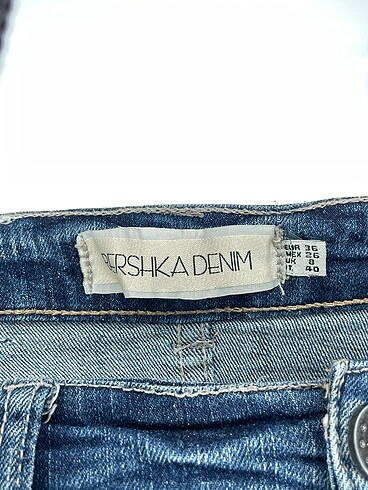 36 Beden çeşitli Renk Bershka Mini Etek %70 İndirimli.