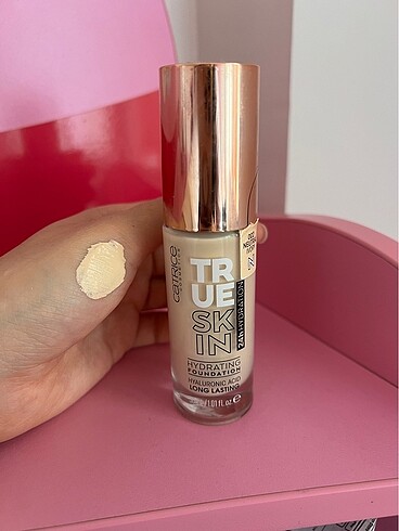 Beden Catrice True Skin Fondöten