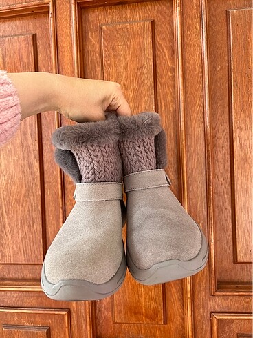 36 Beden Skechers marka Tüylü Bot