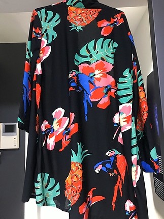 Zara Cicekli kimono