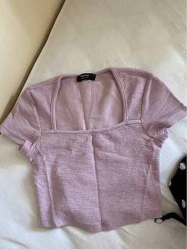 Bershka lila crop tişört