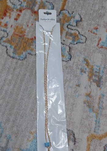Altın Renk Uzun Zincirli Kadın Kolye - Görsel 2