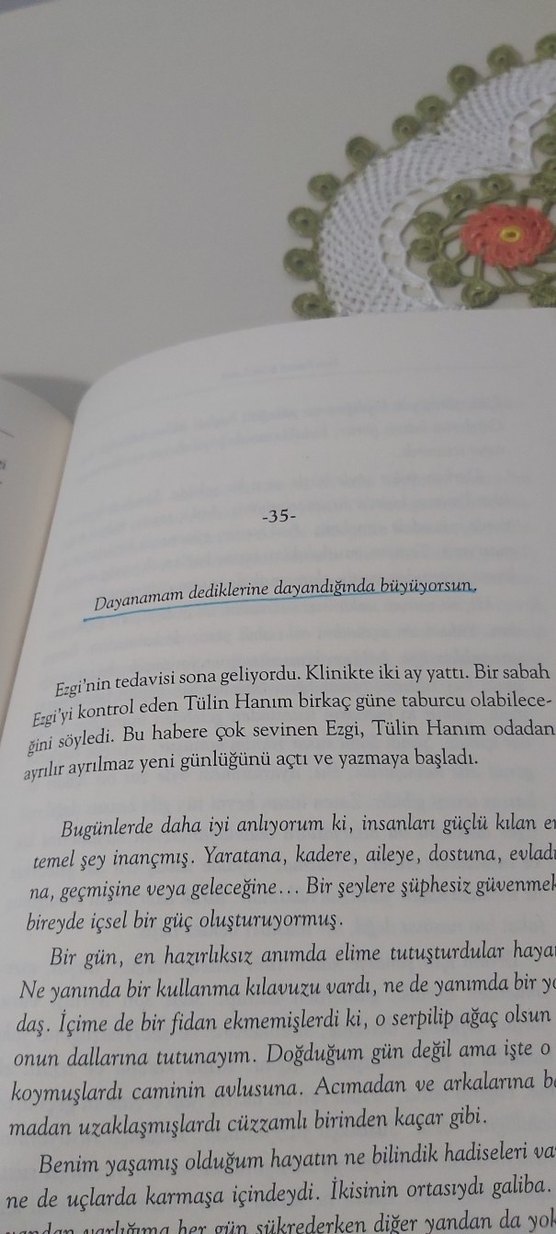 Esra Ezmeci - Süt Lekesi Kitabı - Görsel 4