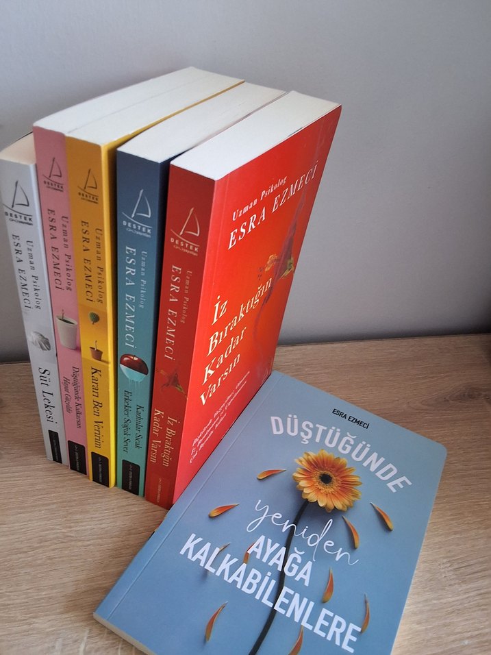 Esra Ezmeci Roman Seti - 5 Kitap defter hediyeli - Görsel 3