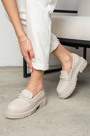 Kadın Bej Loafer