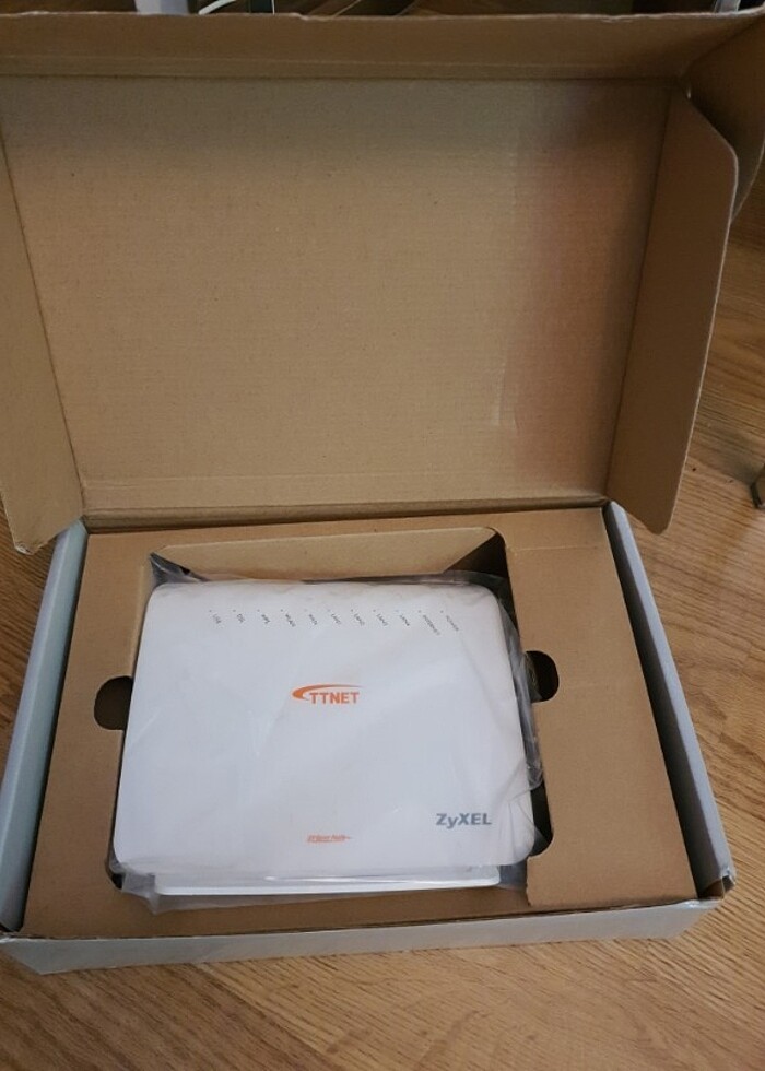 Zyxel vmg 3312 vdsl modem sıfır gibi - Görsel 4