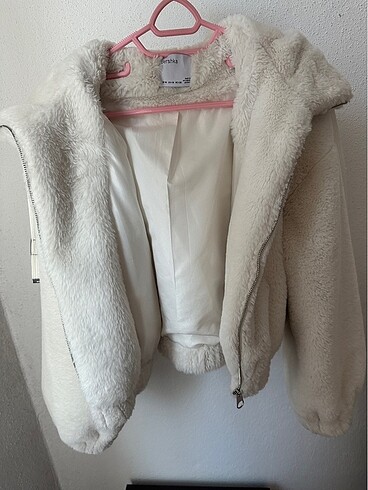 Bershka mont