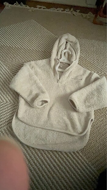 Peluş kapşonlu sweat bej