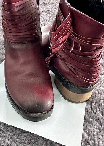 Bordo Deri Tokalı Kadın Botu - Görsel 5