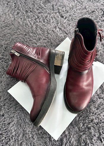 Bordo Deri Tokalı Kadın Botu - Görsel 6
