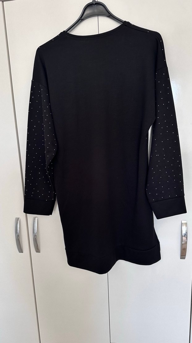 Siyah Uzun Kollu Payetli Kadın Tunik - Görsel 3