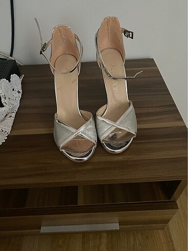 Zara Zara model ayakkabı