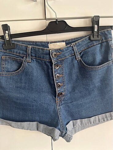 Stradivarius Yüksek bel kot şort