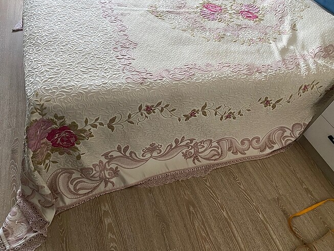  Beden ten rengi Renk Yatak örtüsü