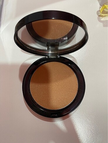 Bobbi brown