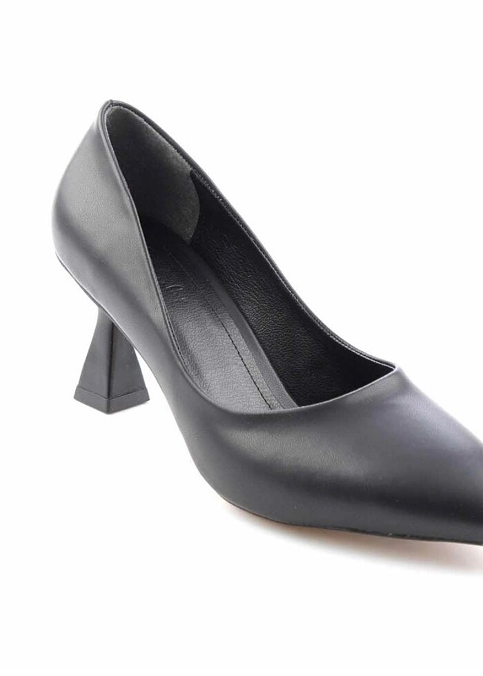 Bambi topuklu ayakkabı - Görsel 2