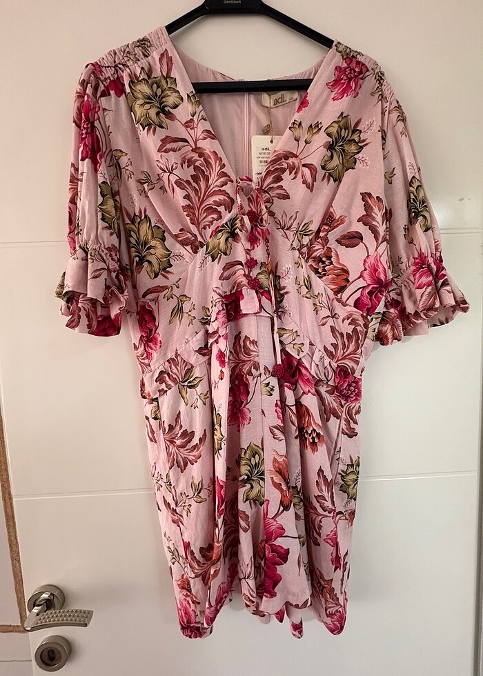 Adl şort tulum - Görsel 2