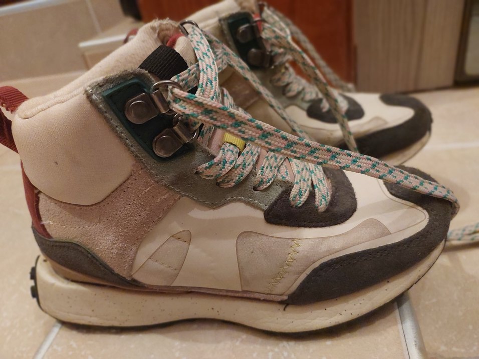 unisex cocuk bot iyi durumda - Görsel 2