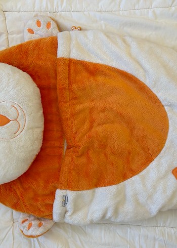 Nakışlı Turuncu Ayıcık Yastık ve Battaniye Seti - Görsel 4