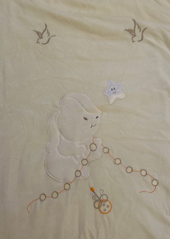 Nakışlı Beyaz Bebek Battaniyesi - Görsel 2