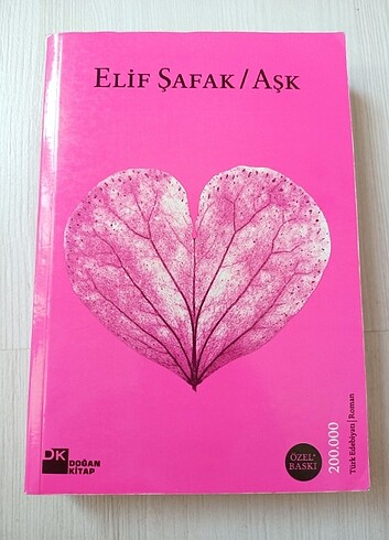 Elif Şafak Aşk