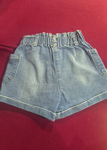 Kemer Detaylı Gri Denim Kız Şortu - Görsel 2